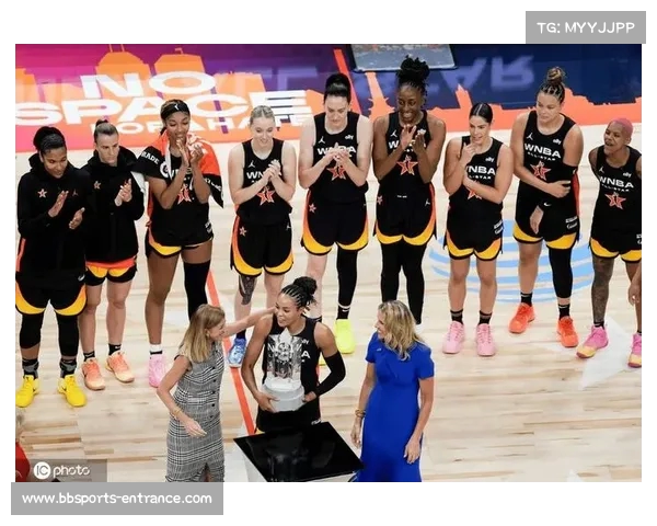 WNBA全明星赛新看点:球迷投票选出阵容,美国奥运队挑战明星队(wnba全明星赛历史得分) WNBA全明星赛新看点:球迷投票选出阵容,美国奥运队挑战明星队(wnba全明星赛历史得分)